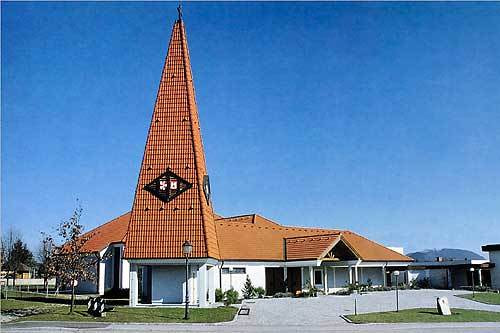 Neue Pfarrkirche St. Paul zu Pichling