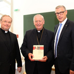 Überreichung der Festschrift zum 75er an Bischof Schwarz / KTU Linz, 9.6.2015