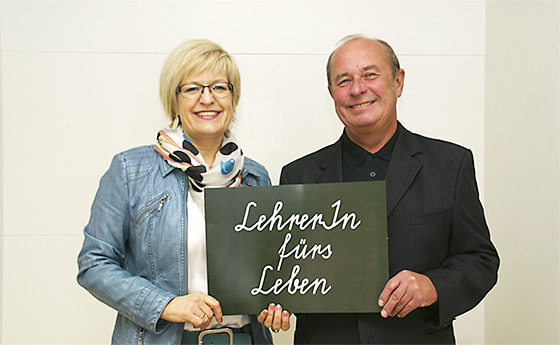  Lehrerin fürs Leben: Gabriele Luschner mit dem Direktor der Berufsschule Ried Relnhold Stckinger