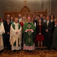 Gruppenfoto mit den neu gesendeten SeelsorgerInnen. © Diözese Linz
