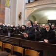 Tag des geweihten Lebens: Vesper in der Klosterkirche der Elisabethinen in Linz