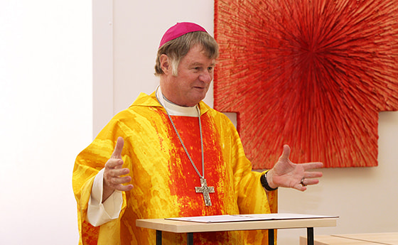 Bischof Manfred Scheuer bei seiner Predigt.