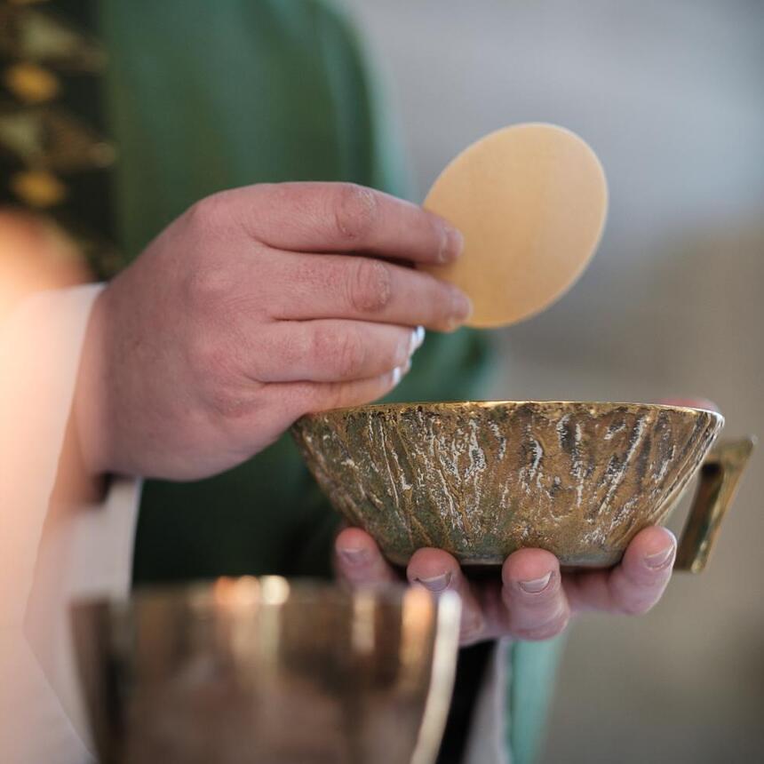 Eucharistie feiern