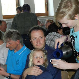 Vorstellung der Firmlinge und Pfarrcafé