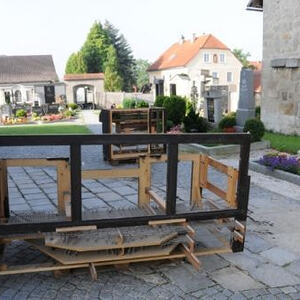 Orgel: Abbau, Stahlkonstruktion der Brüstung, Aufbau