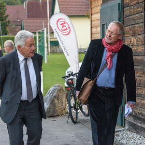 Gedenkfeier  in die Pfarrbaracke Ternberg.Bild: Dr. Josef Pühringer, Harald KrassnitzerFoto: Haijes