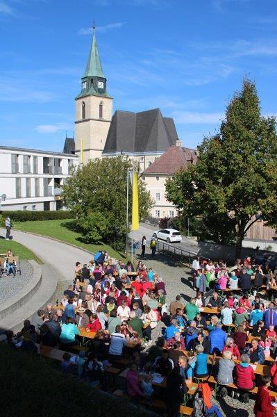 Mit einer Wallfahrt nach Maria Neustift feierten die Ennstaler Pfarrgemeinden die Gründung der neuen Pfarre