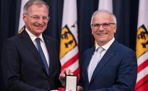 Goldene Kulturmedaille für Vöcklamarkter Organist