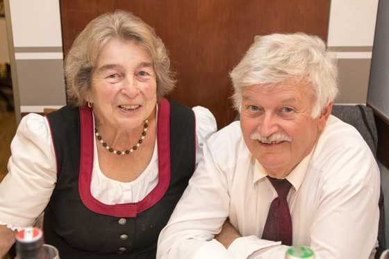 ..auch ein Ehrenbürger hat eine bessere Hälfte!