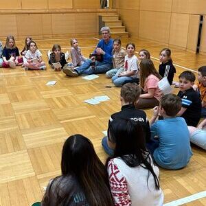 Übernachtungsaktion für Kinder ab 8 Jahren im Pfarrheim Laakirchen