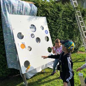 Wir halfen Arielle u. Fabius, das Meer vom Müll zu befreien und die Meeresbewohner zu retten vor dem bösen Plan von Ursula, das Meer für sich allein zu besitzen.