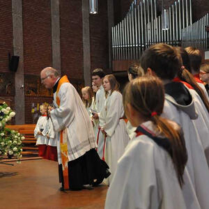 Ministranten Maiandacht