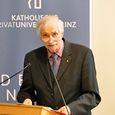 Univ.-Prof. em. Dr. Franz Hubmann