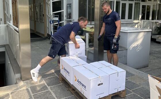 60.000 Bücher gingen für Campus7-Bibliothek auf Reisen