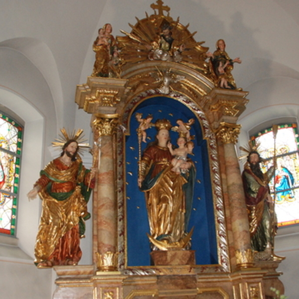 Restaurierung des Hochaltars abgeschlossen