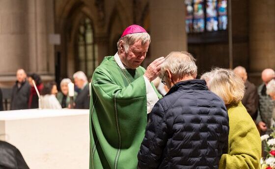 Gottesdienst für (Jubel-)Paare im Mariendom Linz
