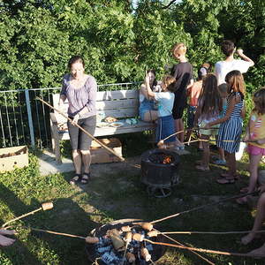 OLYMPUS DIGITAL CAMERA         