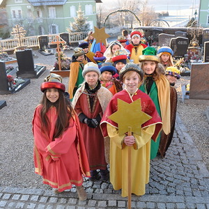 Einzug zur Berichtmesse