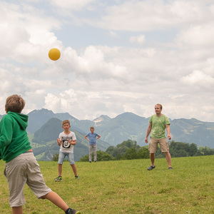 Montag: Merkball