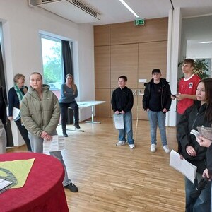 Firmlinge auf der Suche nach dem Hl, Gral