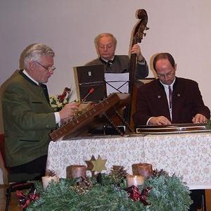 Advent mit Kuchltischmusi und Puchenauer Dreigsang