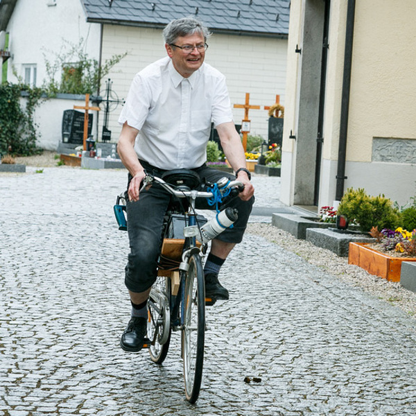 60 Samenkörner und ein E-Bike