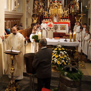 Osternachtsfeier mit Glockenweihe