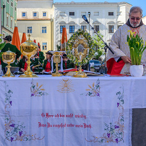Segnung der Kreuzigungsgruppe am Schmidberg
