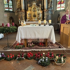 Adventkranzsegnung