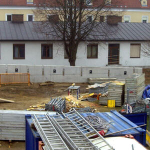 Hl. Nikolaus auf der pfarrlichen Baustelle