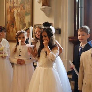 St. Quirinus feiert mit 10 Erstkommunionkindern 2026