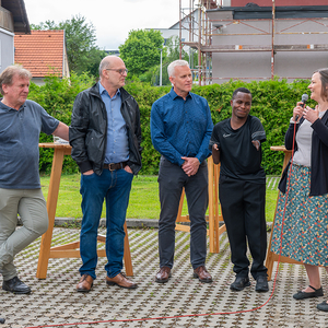 Orthopäde OA Dr. Thomas Pauzenberger, Kakonko-Projektleiter Günther Humer, Orthopädietechn