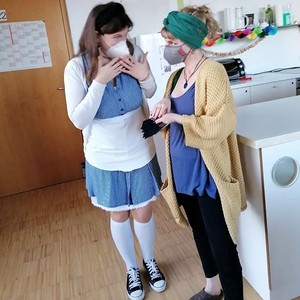 Alice im Wunderland und die Wahrsagerin