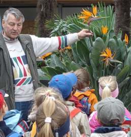 Kindergartenausflug in eine Gärtnerei