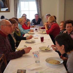 OLYMPUS DIGITAL CAMERA         