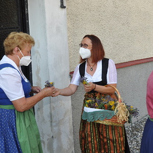 Verabschiedung Kaplan Kinsley, Kräuterweihe und Goldhauben Einladung