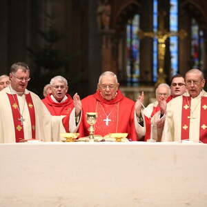 Festmesse zum 85. Geburtstag von Bischof em. Maximilian Aichern im Linzer Mariendom | 26.12.2017