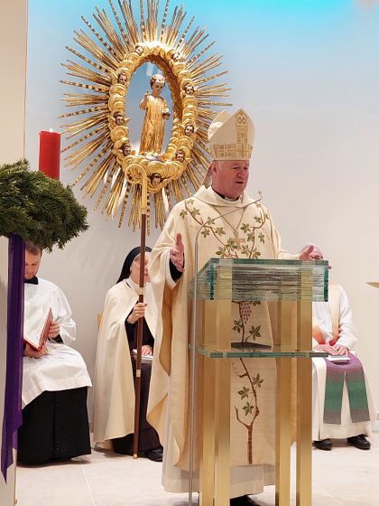 Bischof Manfred Scheuer bei seiner Predigt.