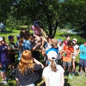 OLYMPUS DIGITAL CAMERA         