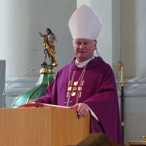 Bischofbesuch in Pfarre Linz-Hl. Familie - So. 19. März 2023                               