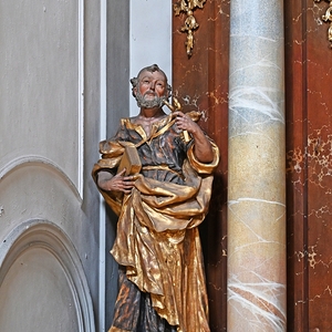Kreuzaltar: Statue des Hl. Paulus