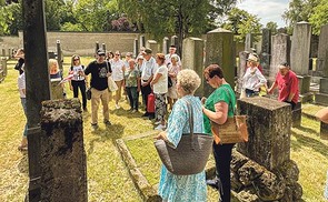 Führung auf dem jüdischen Friedhof