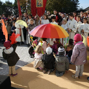 Erntedankfest und Pfarrhofsegnung 2011