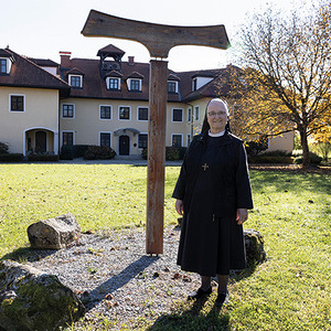 Wo befindet sich Sr. Petra Car?