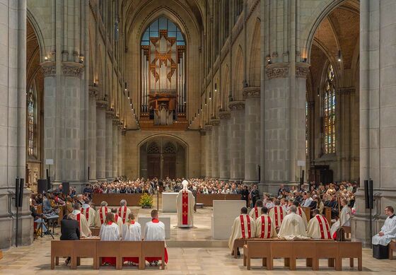 Festgottesdienst im Linzer Mariendom.