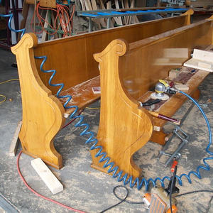 Instandsetzung der Kirchenbänke 31. Mai 2016