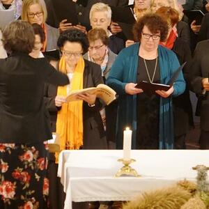 Festgottesdienst und Feier in der MZH 