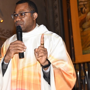 Hl. Messe mit Paulinus