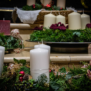 Adventkranzweihe in St.Peter/Hart sehr stimmungsvoll gestaltet