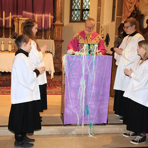 Vorstellung der Firmkandidaten am 13. März 2016